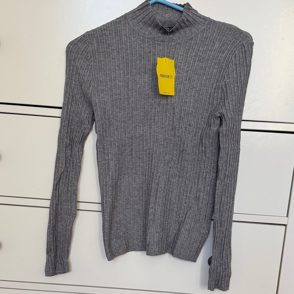 NWT Forever 21 Charcoal Ribbed Mockneck Knit Top
